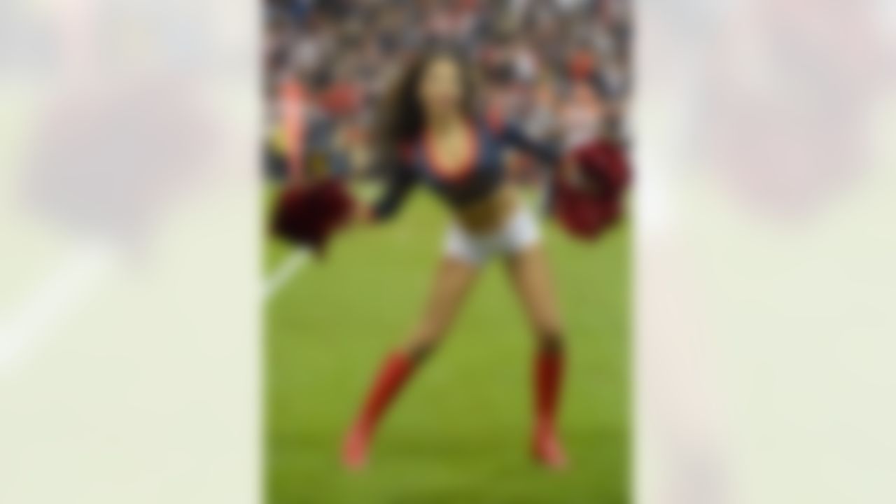 Houston Texans cheerleader performs during the AFC Wild Card playoff game against the Cincinnati Bengals at Reliant Stadium. (Kirby Lee/US Presswire)