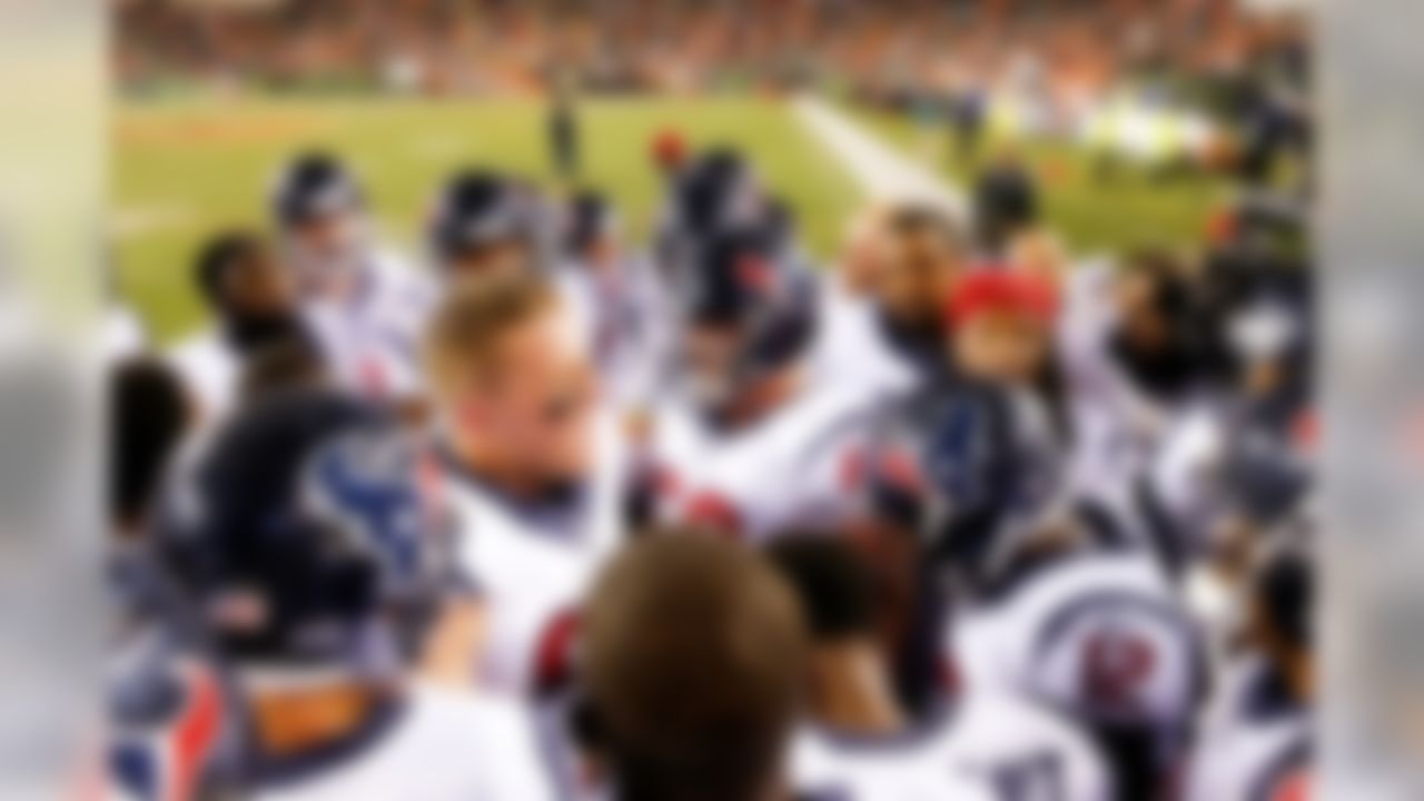Houston Texans defensive end J.J. Watt (99) gives a pre game speech to teammates before a Monday Night Week 10 NFL game against the Cincinnati Bengals on Nov. 16, 2015, in Cincinnati.  The Texans beat the Bengals 10-6. (Matt Patterson via AP)