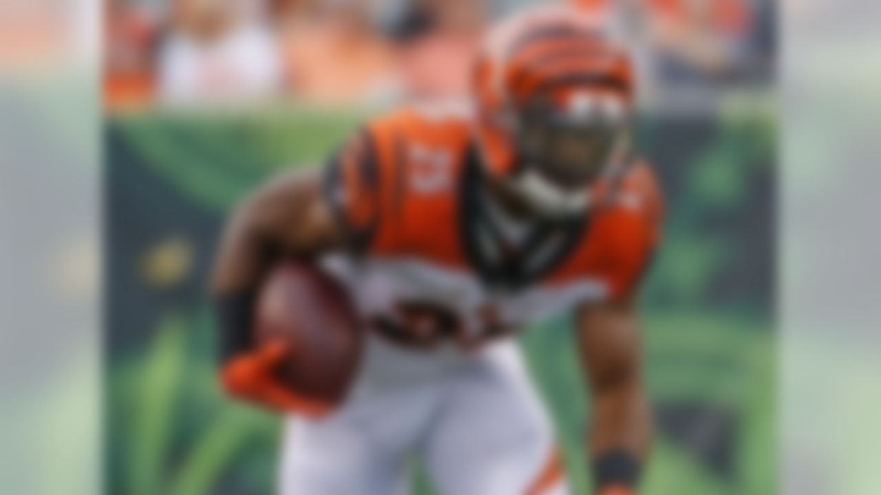 The Bengals have lost Joe Mixon (knee) for the next 2-4 weeks, so Bernard is set to become the most popular add in fantasy football. While the team will also sprinkle rookie Mark Walton into their backfield mix, Bernard will be the team's new featured back for all intents and purposes. A versatile vet who was solid in a featured role last season, Bernard should be your top waiver-wire target this week.