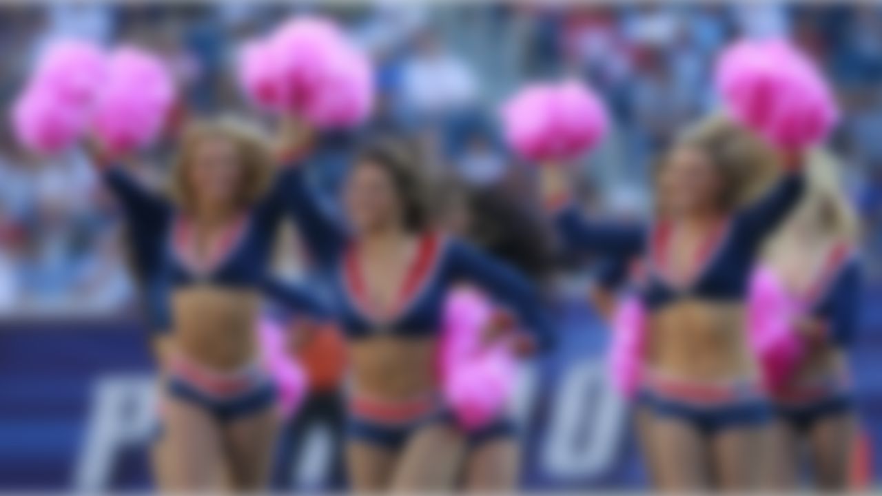 2011 Nfl Cheerleaders Week 5