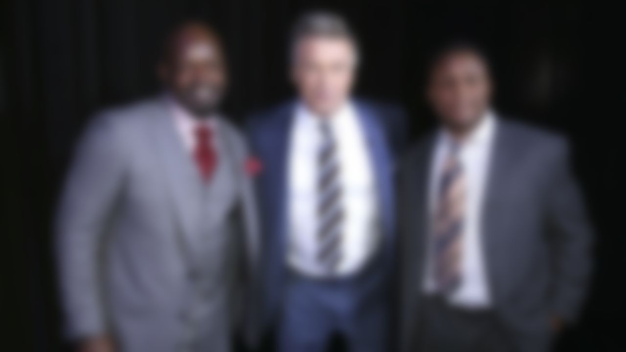 Dallas Cowboys Hall of Famer Emmitt Smith, actor Alec Baldwin, and Detroit Lions Hall of Famer Barry Sanders pose backstage at the 3rd Annual NFL Honors awards show at Radio City Music Hall on February 1, 2014 in New York, NY.