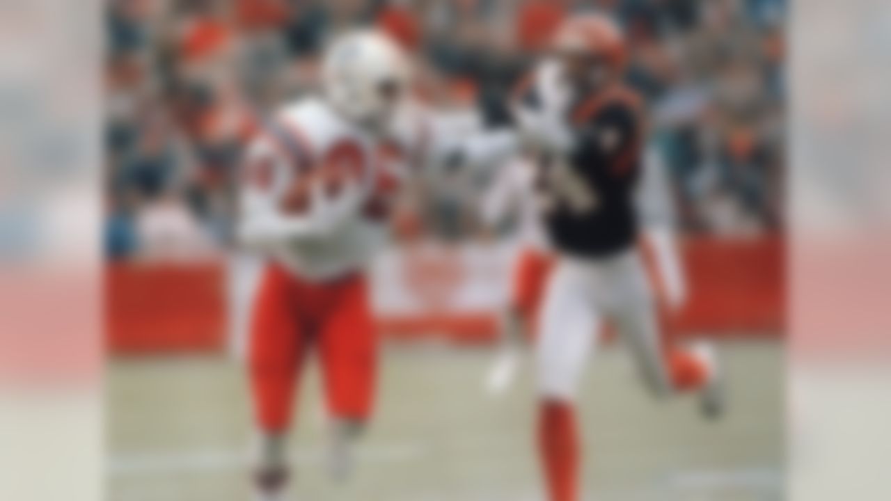 "Stanley Steamer" is the best true wideout in Patriots history. While Welker has made his living in the slot, Morgan could stretch the field or play the possession game. His 10,352 yards and 67 receiving touchdowns remain franchise records to this day.