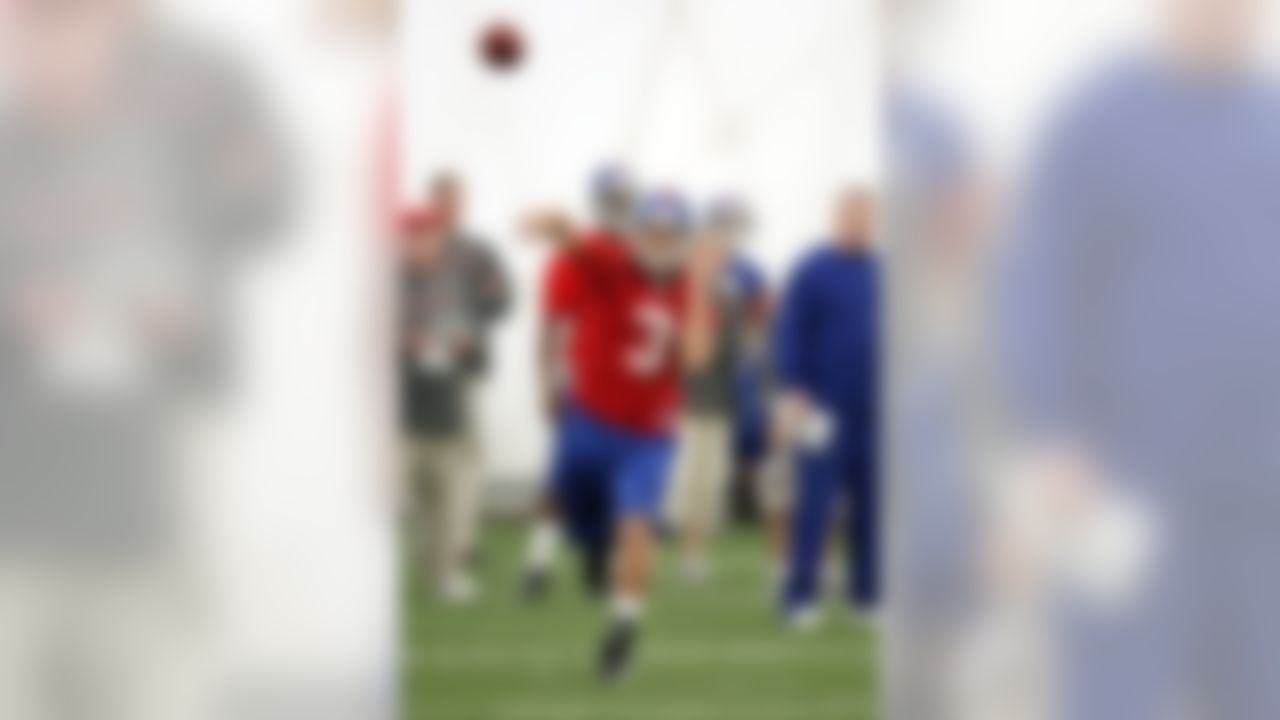 EAST RUTHERFORD, NJ - MAY 09:  Sixth round draft pick Andre Woodson #3 of the New York Giants takes part in rookie mini camp practice at Giants Stadium on May 9, 2008 in East Rutherford, New Jersey.  (Photo by Evan Pinkus/Getty Images)