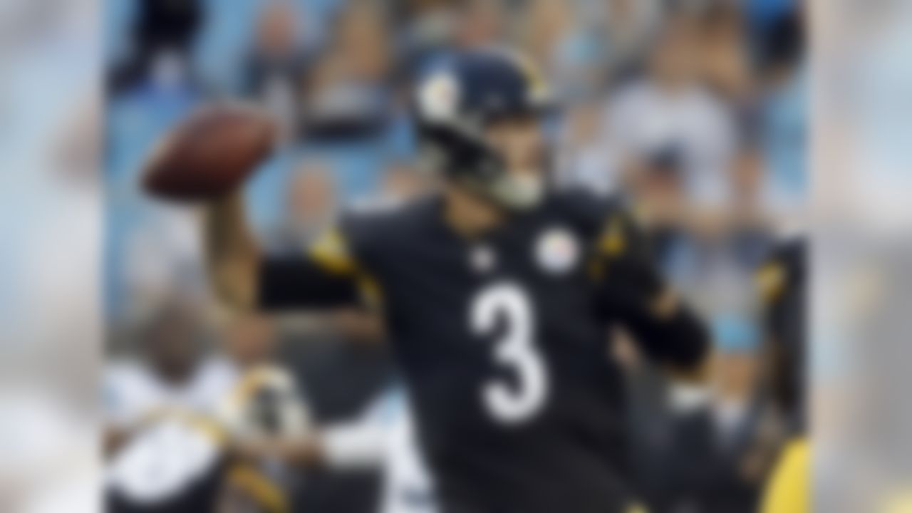 Pittsburgh Steelers quarterback Landry Jones (3) looks to pass against the Carolina Panthers in the first half of an NFL preseason football game in Charlotte, N.C., Thursday, Aug. 31, 2017. (AP Photo/Bob Leverone)