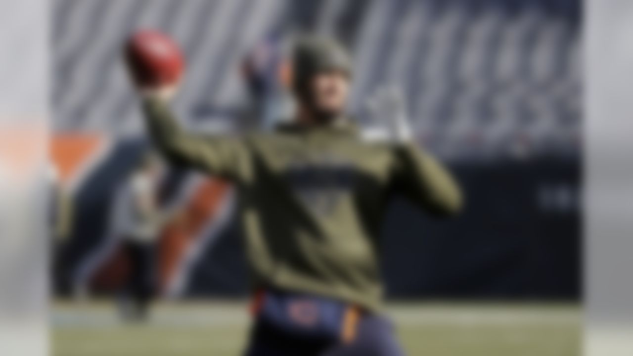 Chicago Bears quarterback Mitchell Trubisky warms up before an NFL football game Sunday, Nov. 11, 2018, in Chicago. (AP Photo/Nam Y. Huh)