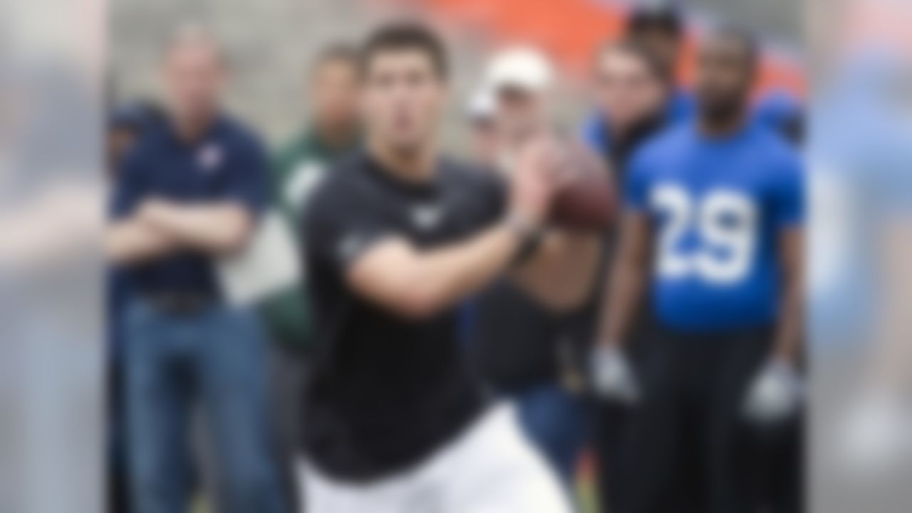 Tim Tebow left the University of Florida as one of the most decorated college football players ever with two national titles and a Heisman Trophy, but draftniks picked apart his unorthodox throwing style and shoddy footwork. A poor performance at the Senior Bowl certainly didn't help matters.
