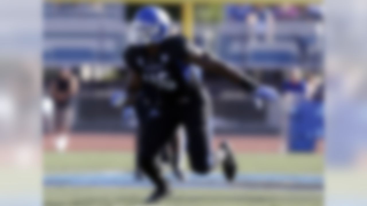 Mack's versatility makes him a perfect fit for our defense. He would terrorize running backs and tight ends when blitzing -- and he's athletic enough to cover them, as well.Projection: Top-five pick.