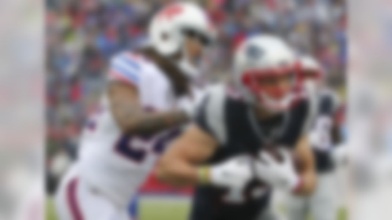 Buffalo Bills cornerback Stephon Gilmore (24) forces New England Patriots' Chris Hogan (15) out of bounds during the first half of an NFL football game Sunday, Oct. 30, 2016, in Orchard Park, N.Y. (AP Photo/Bill Wippert)