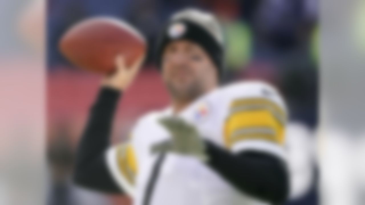 Pittsburgh Steelers quarterback Ben Roethlisberger (7) warms up prior to an NFL football game against the Denver Broncos, Sunday, Nov. 25, 2018, in Denver. (AP Photo/Jack Dempsey)