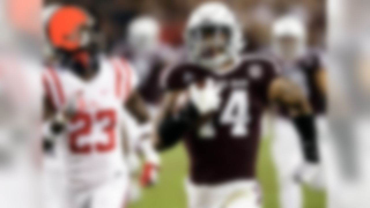 Team fit: Cleveland Browns
Cleveland might be looking to address the quarterback position early in the draft, but addressing the defensive backfield should also be a priority. Remember, they'll have two first-round picks this year (they acquired a first-rounder from Philadelphia in the trade that put the Eagles in position to draft Carson Wentz. Evans' speed and toughness make him a difference-maker in the back end.