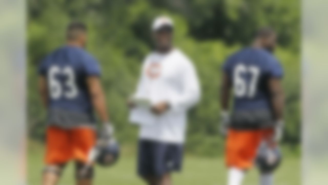 Chicago Bears head coach Lovie Smith watches practice in Lake Forest, Ill., Thursday, June 14, 2012. (AP Photo/Nam Y. Huh)