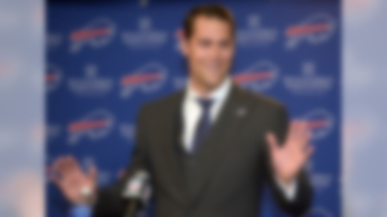 Is it hard to imagine the Bills jettisoning every single gunslinger from the current roster next offseason? Well, I think it's more than fair to call Cassel, EJ Manuel and Tyrod Taylor replaceable. Very replaceable.