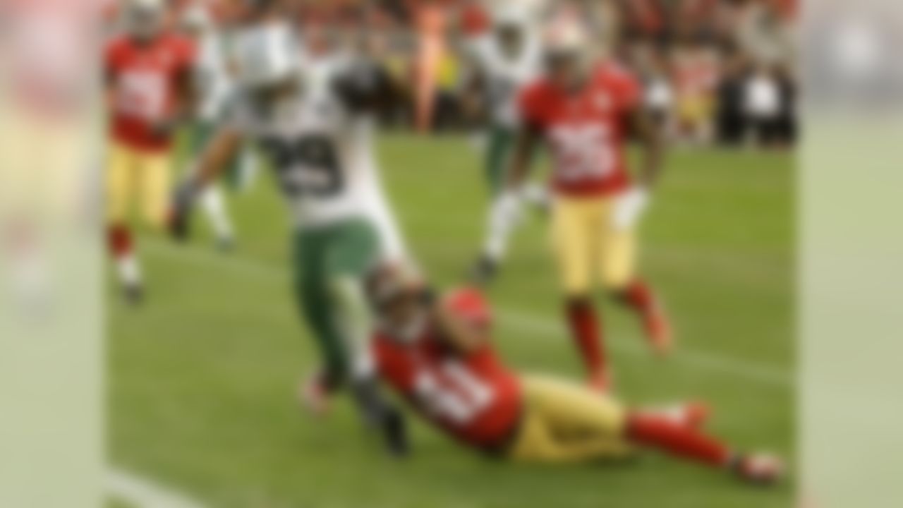 When Matt Forte left Week 14's game with a knee injury, it became Bilal Powell's turn to gash the 49ers embarrassing run defense. He became the third backup, and 10th rusher overall, to accumulate 100-plus yards on the ground against San Francisco (145 to be exact). If Forte remains sidelined, Powell will be a must-start based purely on volume in Week 15 against the Dolphins, as he saw 34 touches on Sunday. Even if Forte comes back, Powell could be deployed in the flex, though.