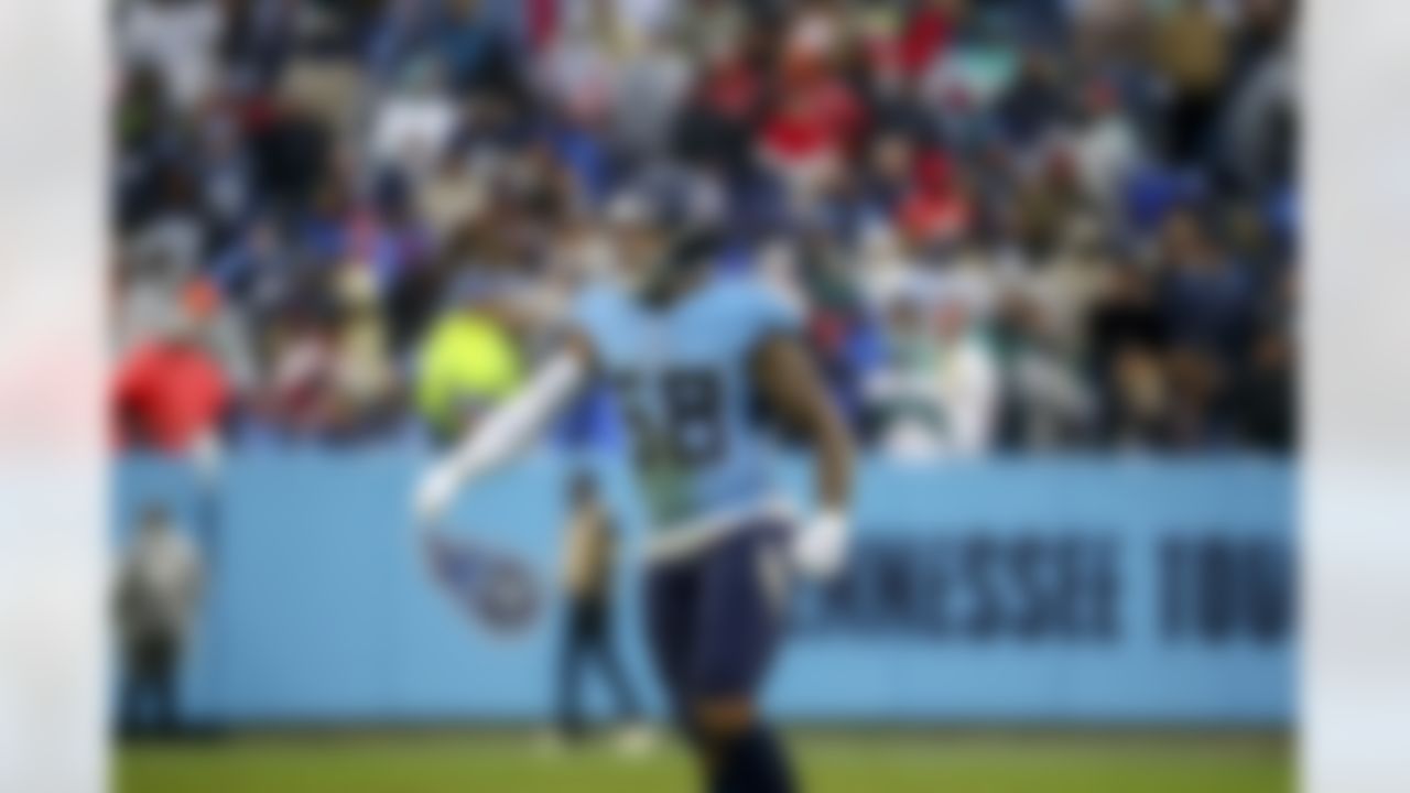 Tennessee Titans linebacker Harold Landry (58) celebrates during an NFL football game against the Miami Dolphins on Sunday, January 2, 2022 in Nashville, Tennessee. (Kevin Sabitus/NFL)