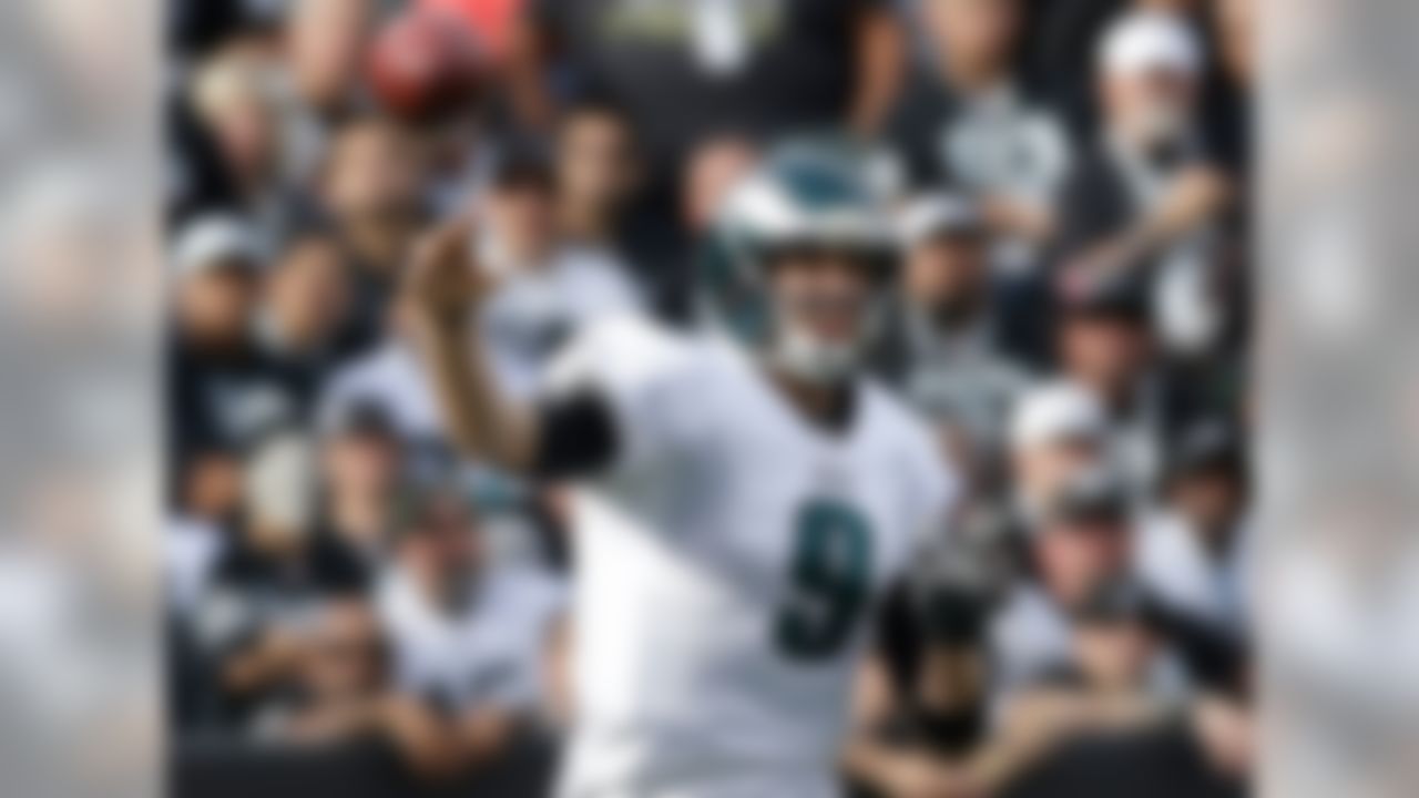 No one knows when Michael Vick (hamstring) will be back in action, so picking up Foles makes a lot of sense. The Arizona product went off last week against the Oakland Raiders, throwing for 406 yards and a ridiculous seven touchdowns while scoring 45.64 fantasy points. As it stands, Foles should be owned in more fantasy football leagues than the oft-injured and inconsistent Vick.