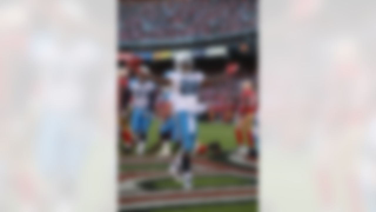 SAN FRANCISCO, CA - NOVEMBER 8: Chris Johnson #28 of the Tennessee Titans celebrates a touchdown against the San Francisco 49ers at Candlestick Park on November 8, 2009 in San Francisco, California. The Titans defeated the Niners 34-27. (AP Photo/Tom Hauck)Chris Johnson