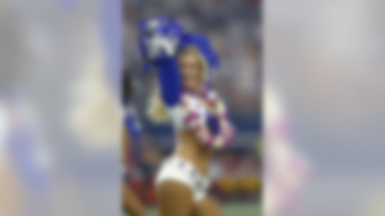 January 3rd, 2016:.Dallas Cowboys cheerleaders .during an NFL