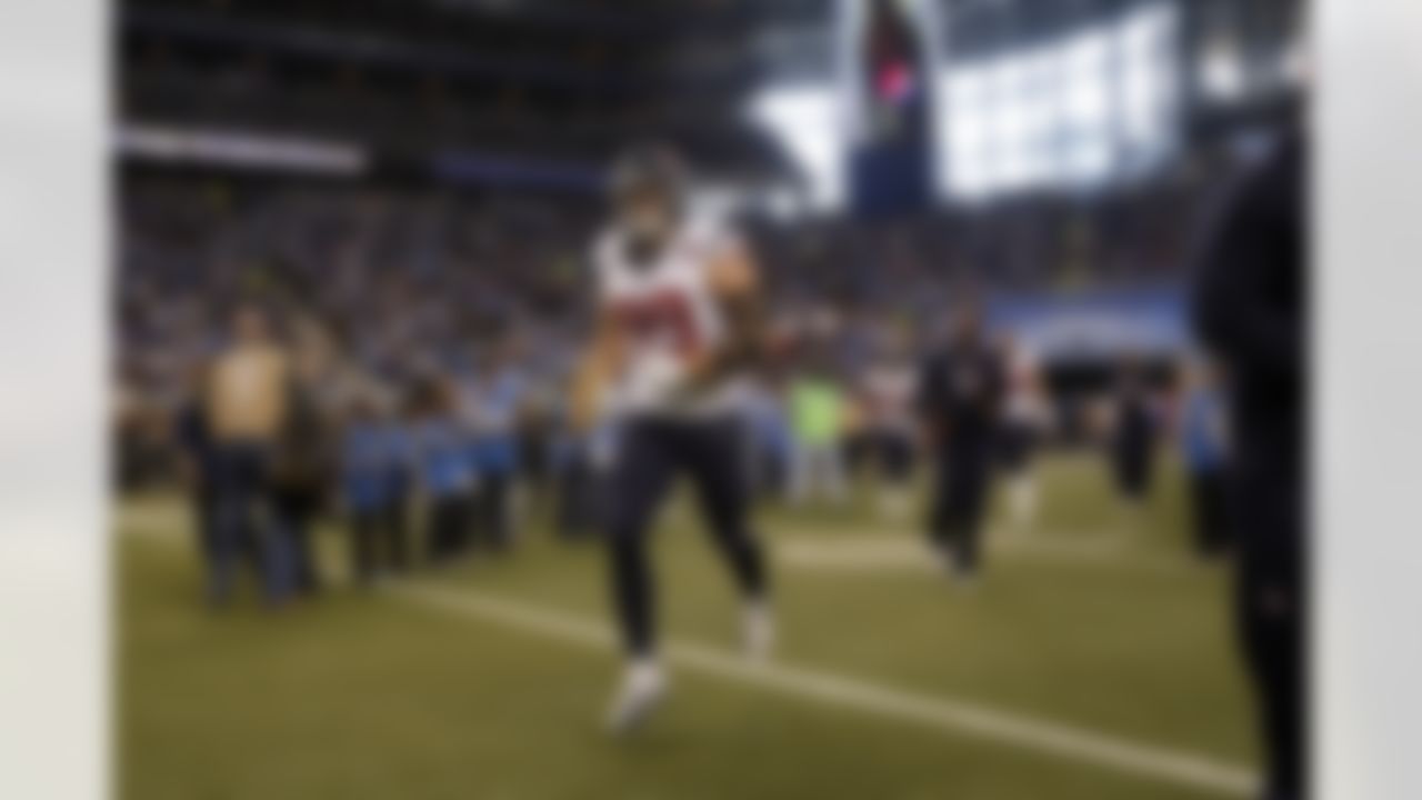 Houston Texans defensive lineman J.J. Watt (99) takes the field  against the Detroit Lions at Ford Field in Detroit November 22, 2012. Houston defeated Detroit 34-31. (AP Photo/Damian Strohmeyer)
