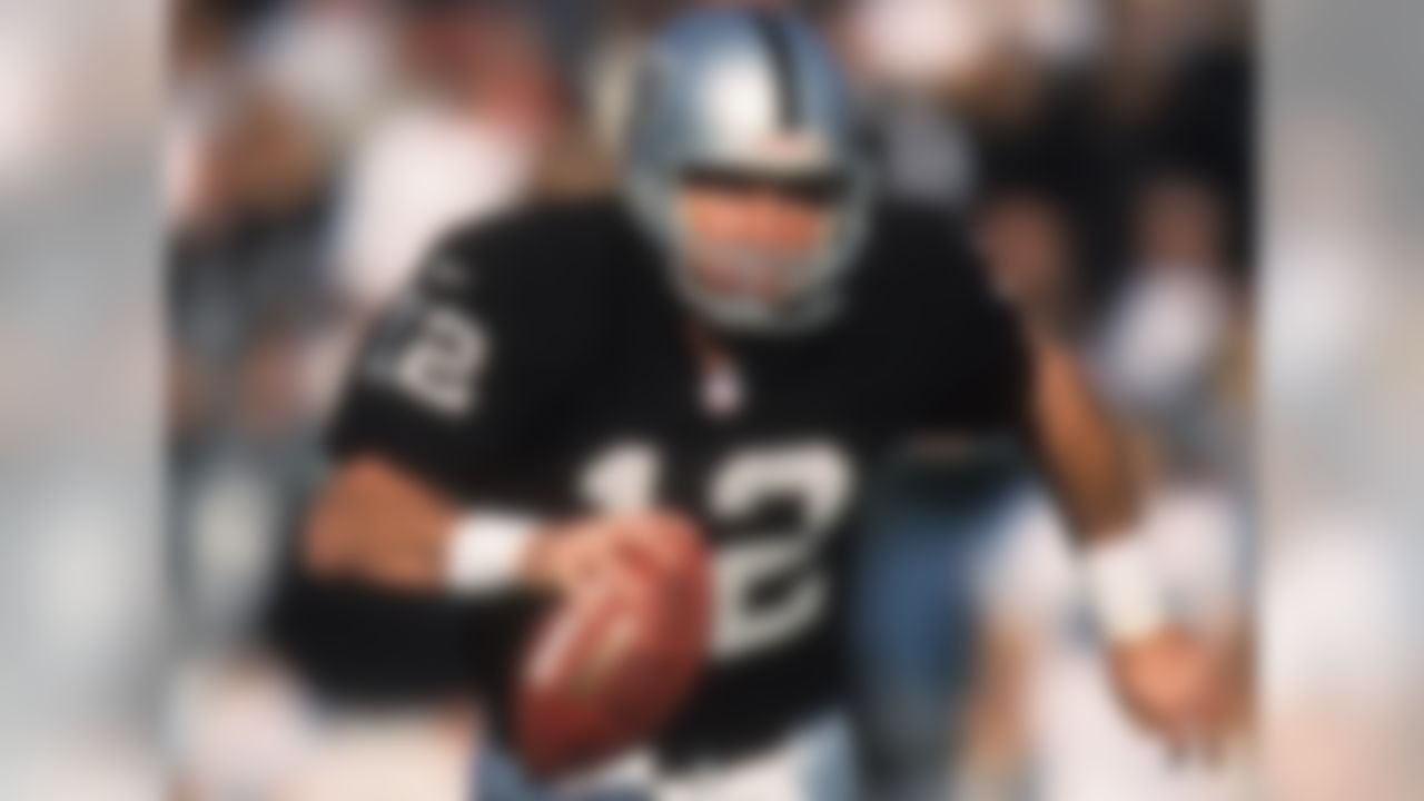 Gannon had been an unremarkable journeyman quarterback with stops in Minnesota, Kansas City and Washington before joining the Raiders in 1999 and turning his career around. In three seasons with Gruden, Gannon averaged nearly 3,700 passing yards (back when that was a big number) and made three straight Pro Bowls. Gannon would win the NFL's MVP award in 2002 ... though Gruden and the Buccaneers would ultimately wreck the Raiders' season.