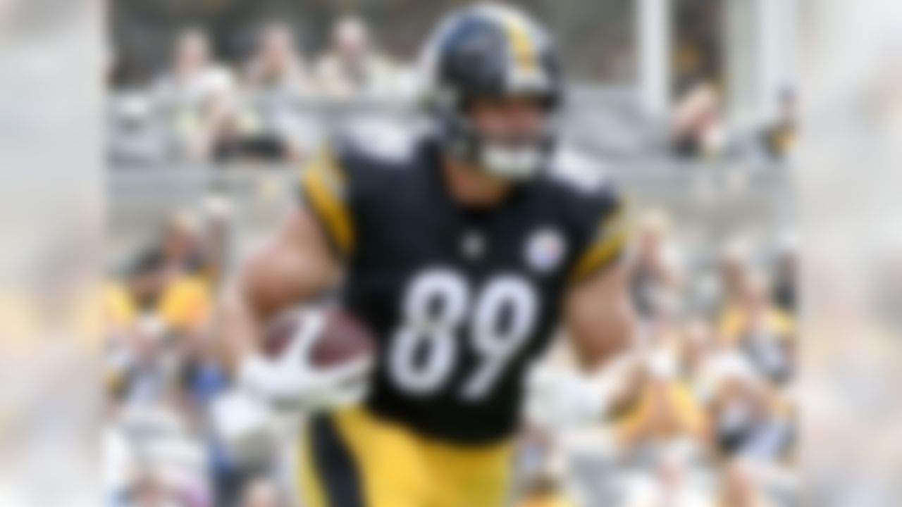 Since making his debut in Week 2, Vance McDonald has seen five targets in each game -- hitting receiving lines of 3/26, 4/112/1, and 5/62. Per Next Gen Stats, McDonald has the highest yards after the catch above expectation among all players while his snap rate has risen in three-straight games (45 percent, 49 percent, 63 percent). If McDonald wasn't added in your league after Week 3, make sure you set those waiver wire claims for him now. The tight end landscape is destitute, and McDonald offers week-winning upside in the Steelers pass-heavy attack. McDonald is still over 70 percent available on NFL.com.
