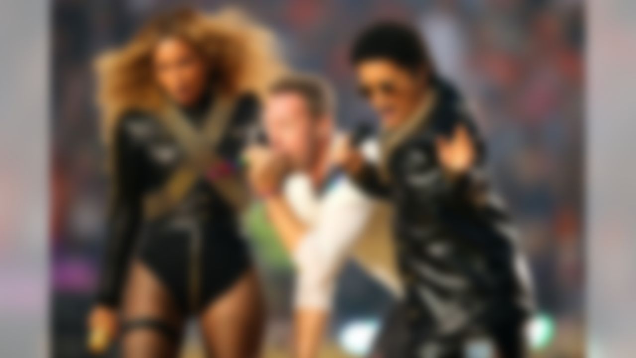 Beyonce (L - R), Coldplay signer Chris Martin and Bruno Mars performs during the Super Bowl 50 halftime show between the Denver Broncos and the Carolina Panthers on Sunday, Feb. 7, 2016 at Levi's Stadium in Santa Clara, Calif. (Shawn Hubbard/NFL)