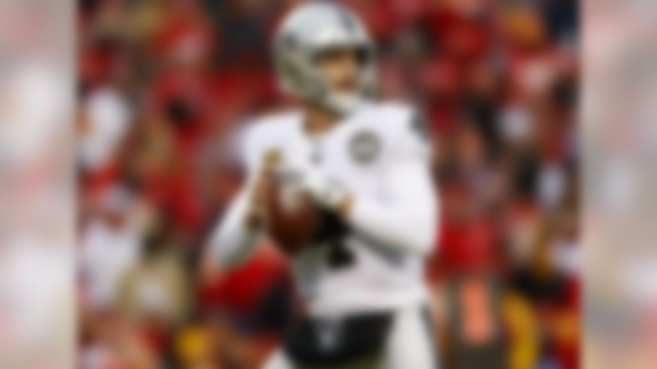 Drafting Henry Ruggs puts Raiders QB Derek Carr on spot