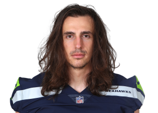 Raiders sign tight end Luke Willson