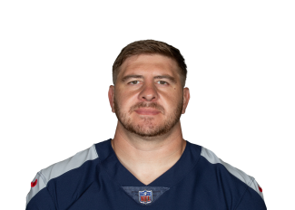 Daniel Brunskill, Titans starting guard, injures knee vs. Patriots