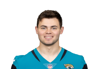 Jaguars 3rd-string QB Nathan Rourke breaks 4 tackles in play of the  preseason