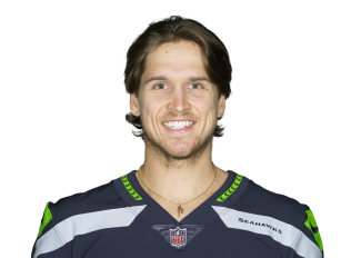 Seattle Seahawks Backup QB Alex McGough Accused Of Bar Attack, Cops  Investigating