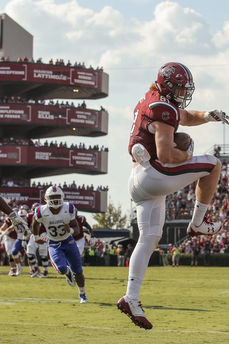 Pro baseball 'absolutely' prepared tight end Hayden Hurst for draft process