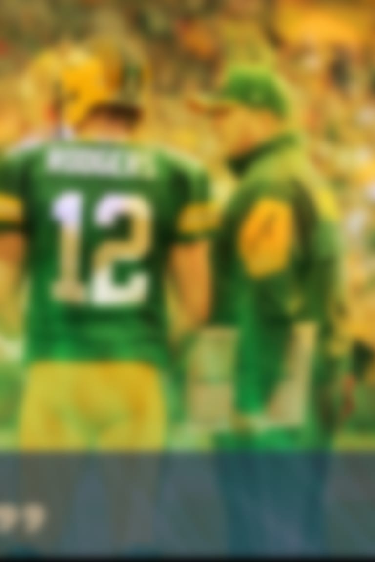 Toast-of-Titletown-Sidelines-Hero-D