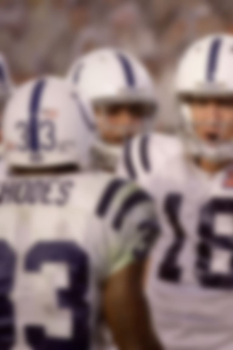 Peyton-Manning-Sidelines-Hero-A