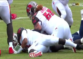 Titans recover early fumble after Bucs' botched snap