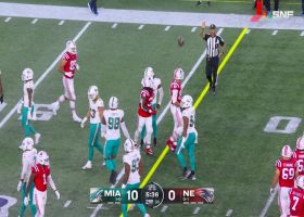 Gesicki dives beyond sticks after quick catch and run