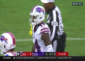 Josh Allen zips 18-yard pass to Stefon Diggs on well-timed play