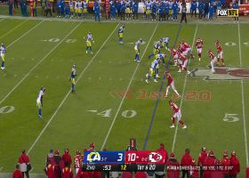 Mahomes dissects Rams' zone defense with 21-yard throw to Fortson