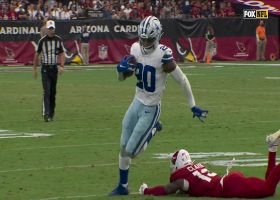 Tony Pollard hops away from defenders on 32-yard dash