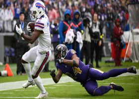 Isaiah McKenzie snags 4-yard TD catch before halftime