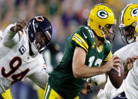 Robert Quinn drags Rodgers to ground for 11-yard sack on third down