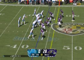 Goff absorbs contact amid 22-yard sideline dime to Reynolds