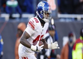 Giants foil trick play on Tae Crowder's goal-line INT
