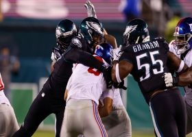 Eagles' pass rush flocks to Daniel Jones for massive sack