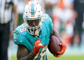 Duke Johnson stiff-arms would-be tackler into ground on powerful first-down run