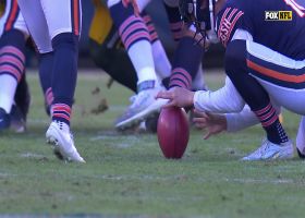 Dean Lowry blocks Cairo Santos' 40-yard FG try 