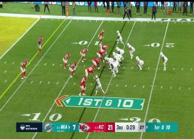 Mostert goes practically untouched on 13-yard TD run