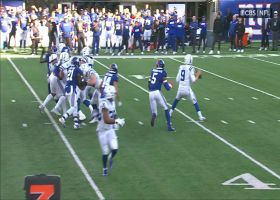 Kayvon Thibodeaux rushes into backfield for third-down sack