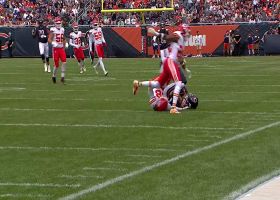 Darnell Mooney makes incredible catch over defender for 26-yard gain
