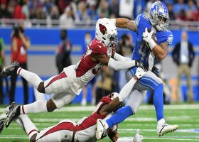 Craig Reynolds capitalizes on sliver of daylight to gain 16 yards