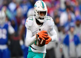 Thompson lofts 25-yard DIME to Waddle in the clutch on third-and-10